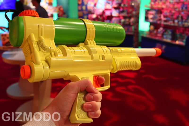 Illustration for article titled The Original, Classic Neon Super Soaker 50: It's Back
